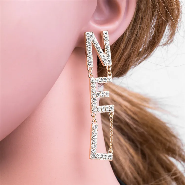 

Cross-Border Retro Super Fairy Earrings Earrings Net Red European And American Tassels Diamond Letter Earrings, Picture shows