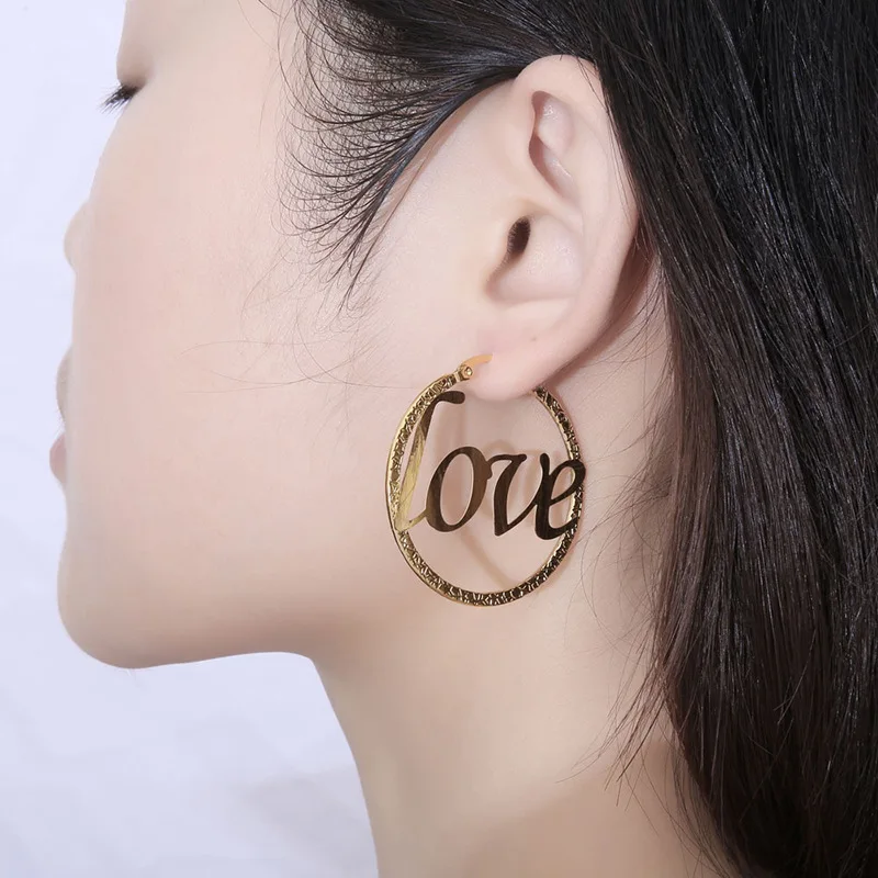 

HongTong Factory Stock Wholesale 18K Gold Stainless Steel Personality Geometric Large Circle LOVE Letter Earrings For Women, Picture shows