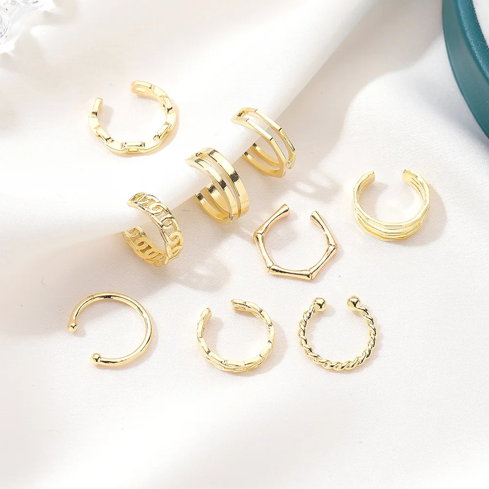 

2021 new C shaped earbone clip personality metal thread ring earring clip earring piercings for women, Gold