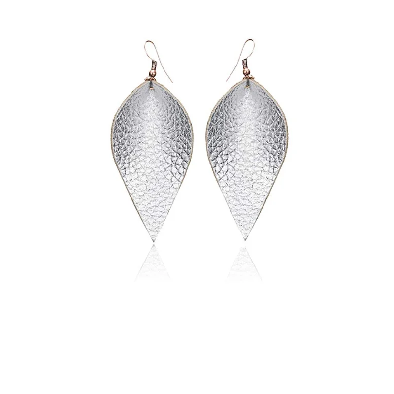 

Wholesale Fashionable Genuine Leather Lightweight Bar Earring for woman Girls