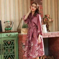 

Women's Summer Satin Kimono Robes in Bulk Girl's Short Silk Floral Printing Wedding Robes V-neck Pajamas