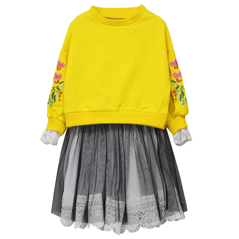 

Autumn And Winter Korean Edition Autumn Solid Long Sleeve Cartoon Pleated Fan Woman Skirt Set