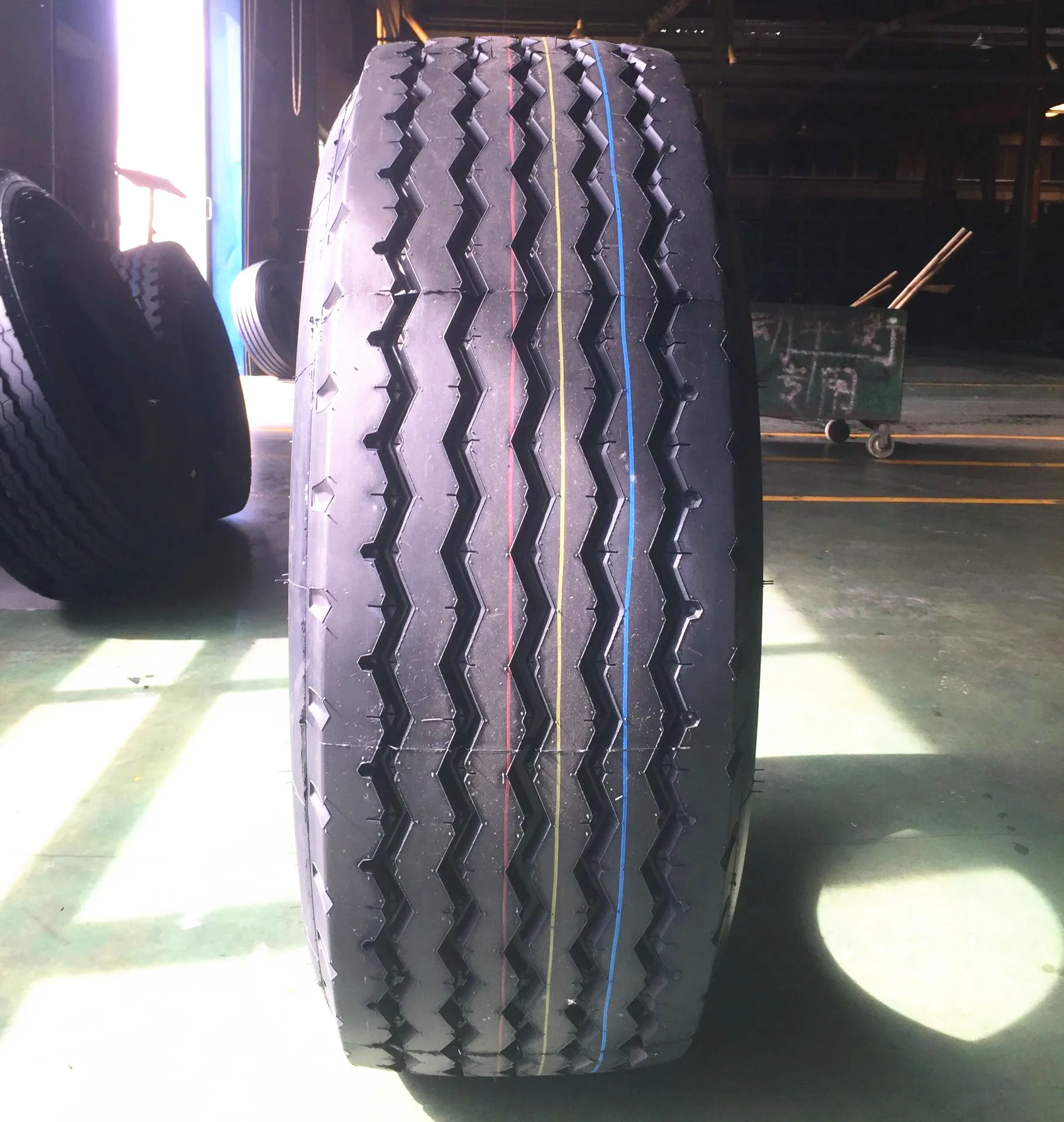 批发新的中国品牌的汽车轮胎 385/65/22.5/385/65/80r22.月拖车