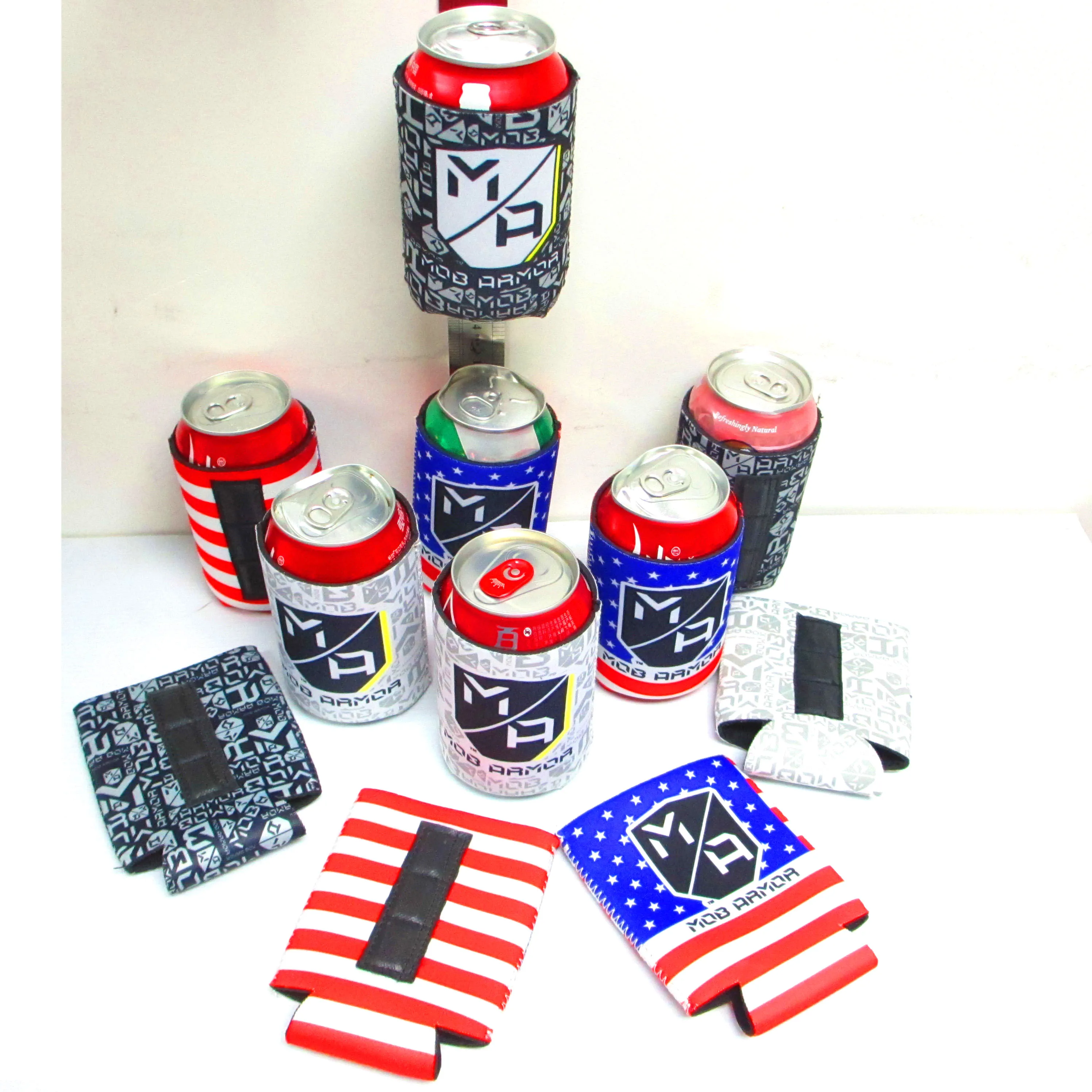 

neoprene magnetic beer coolie with 3-6pcs stornger magnets, Customized color