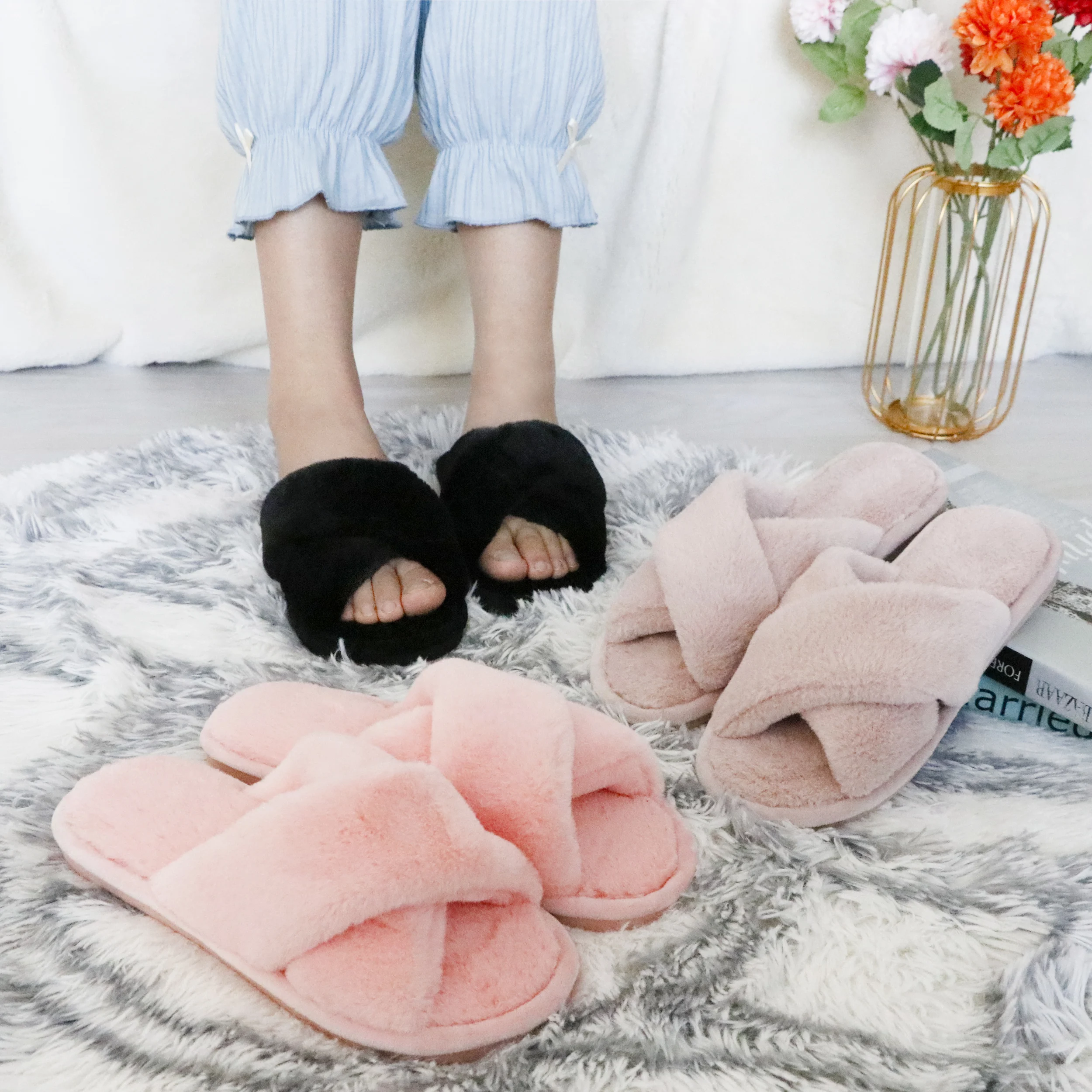 

Winter Christmas Cross Furry Plush Cotton Indoor House Woman's Slippers Sandals Home Latest Design Slippers