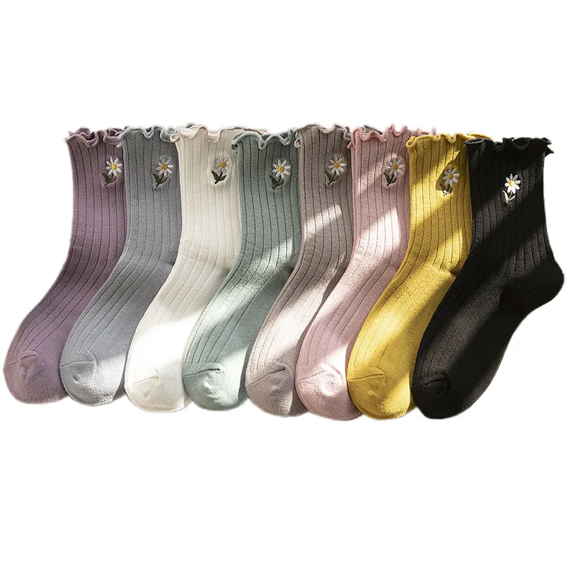 

Cotton Socks Sweet Lace Tube Women Socks Fashion Wood Ear Flower Embroidery Japanese Pile Socks