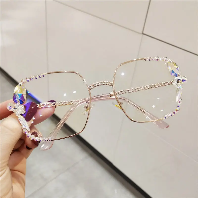 

Keloyi Rhinestone Gem Woman Vendor Sun Glasses Fashion Bulk Bling Trending Popular New Arrivals Shades Sunglasses
