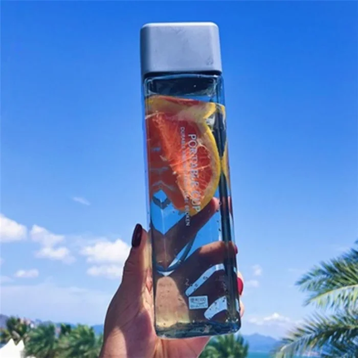 

Square FrostHot Sale Plastic Portable Transparent Bottle Leak-proof Outdoor Sport Travel Camping BPA Free Water Bottle Plastic