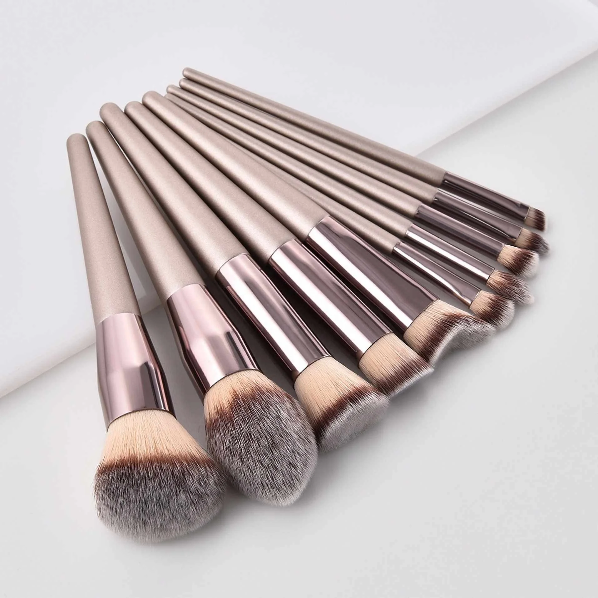 

10 Pcs Champagne Cheek Brush Eyeshadow Set Artificial Fiber Hair Makeup Voogue, Pics