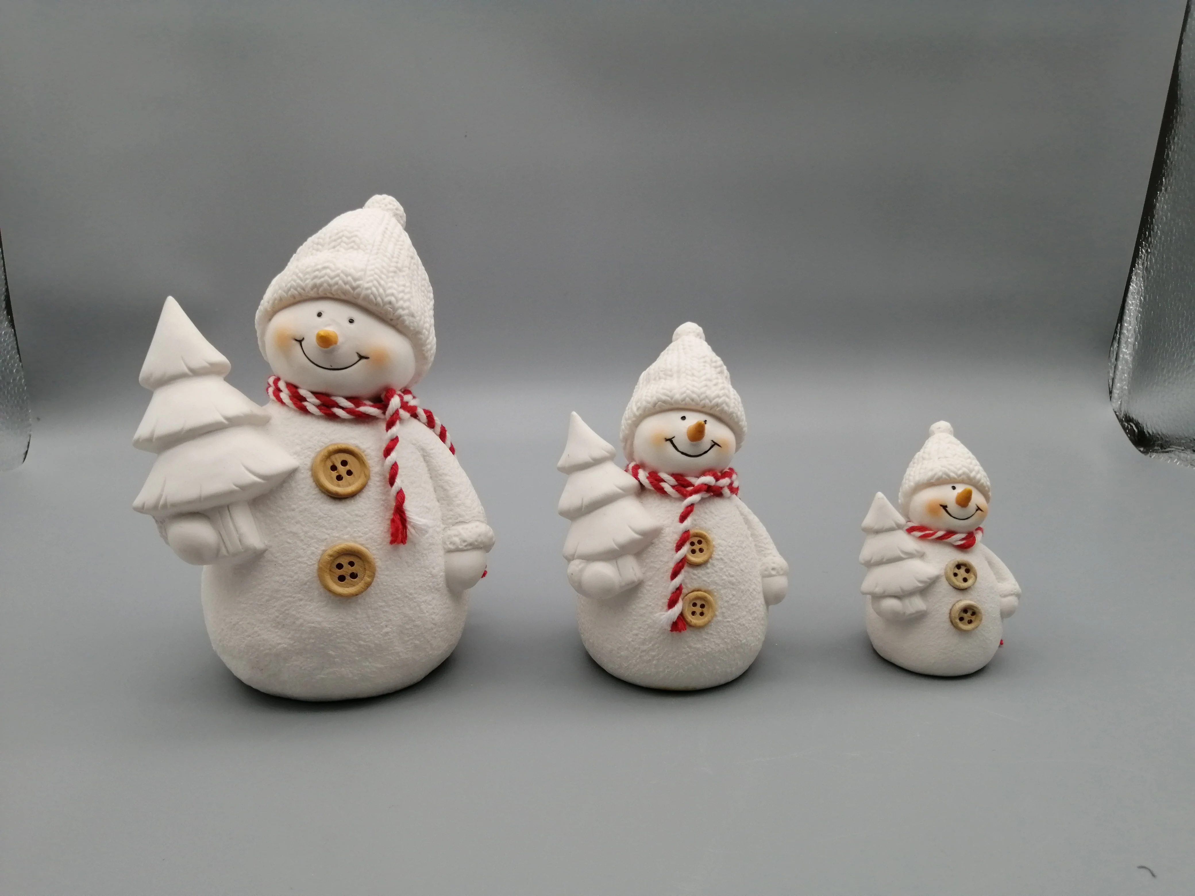 圣诞节日三尺寸室内瓷雪人装饰