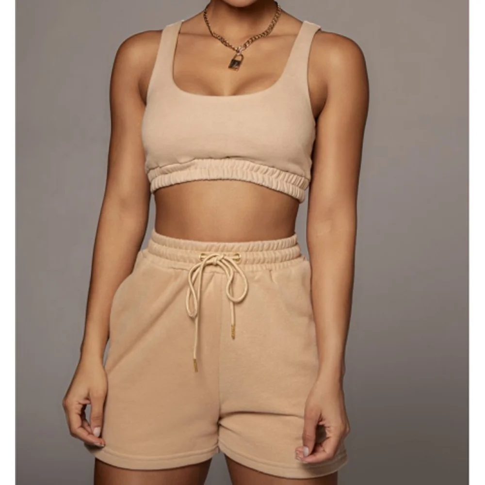 

2021 spring summer high qulity custom logo women jogger 2 piece short set sports casual two piece shorts set