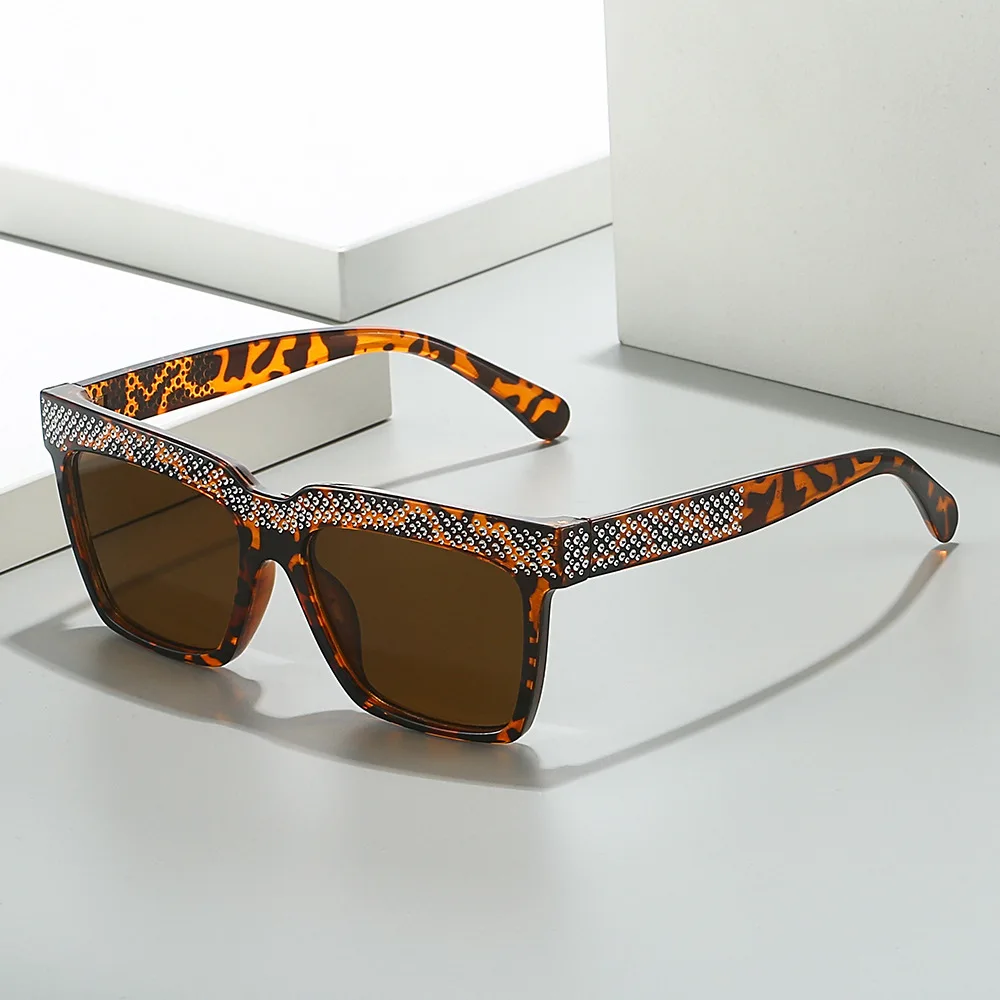 2024 Luxury Designer Branded Personalised Men Shades Glasses for Men Retro Classic Sunglass Diamond Square Sunglasses