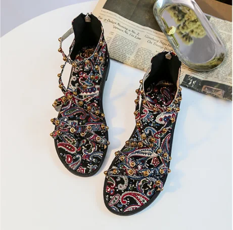 

2021 summer new style Chinese style retro pattern rivet flat sandals European and American large size wholesale, Khaki, wine red