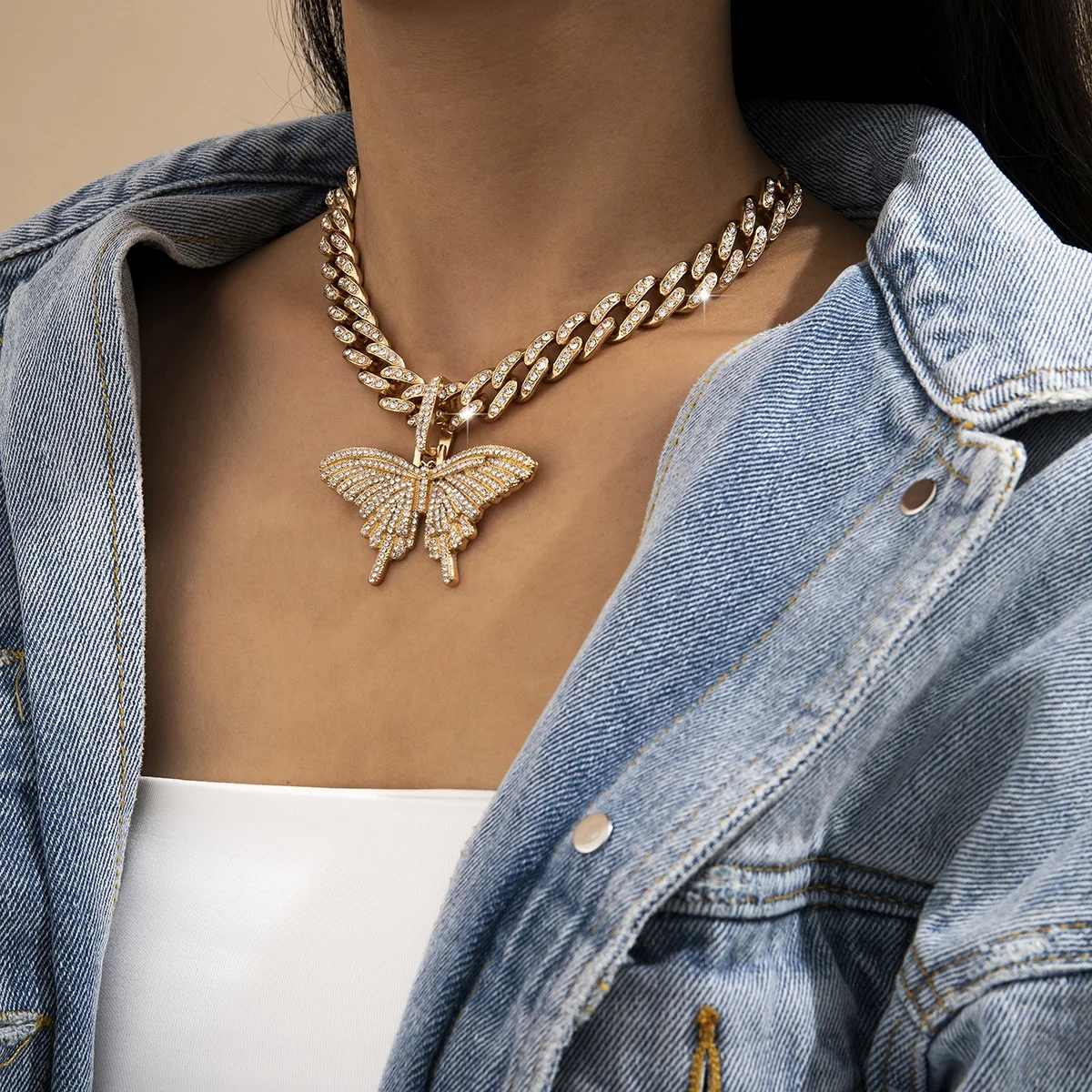 

Big Butterfly Pendant Choker Necklace Rhinestone Miami Curb Cuban Link Chain Hip Hop Necklace Rapper Rock Men Women Jewelry Gift, Picture shows