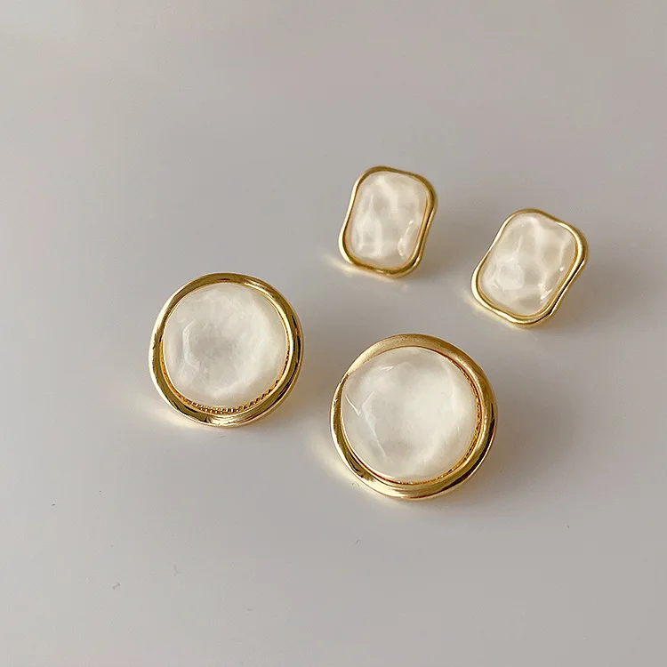 

Vershal Retro French Style Water Wave Gold Plated Geometric Earrings Jewelry For Women, As pitcure