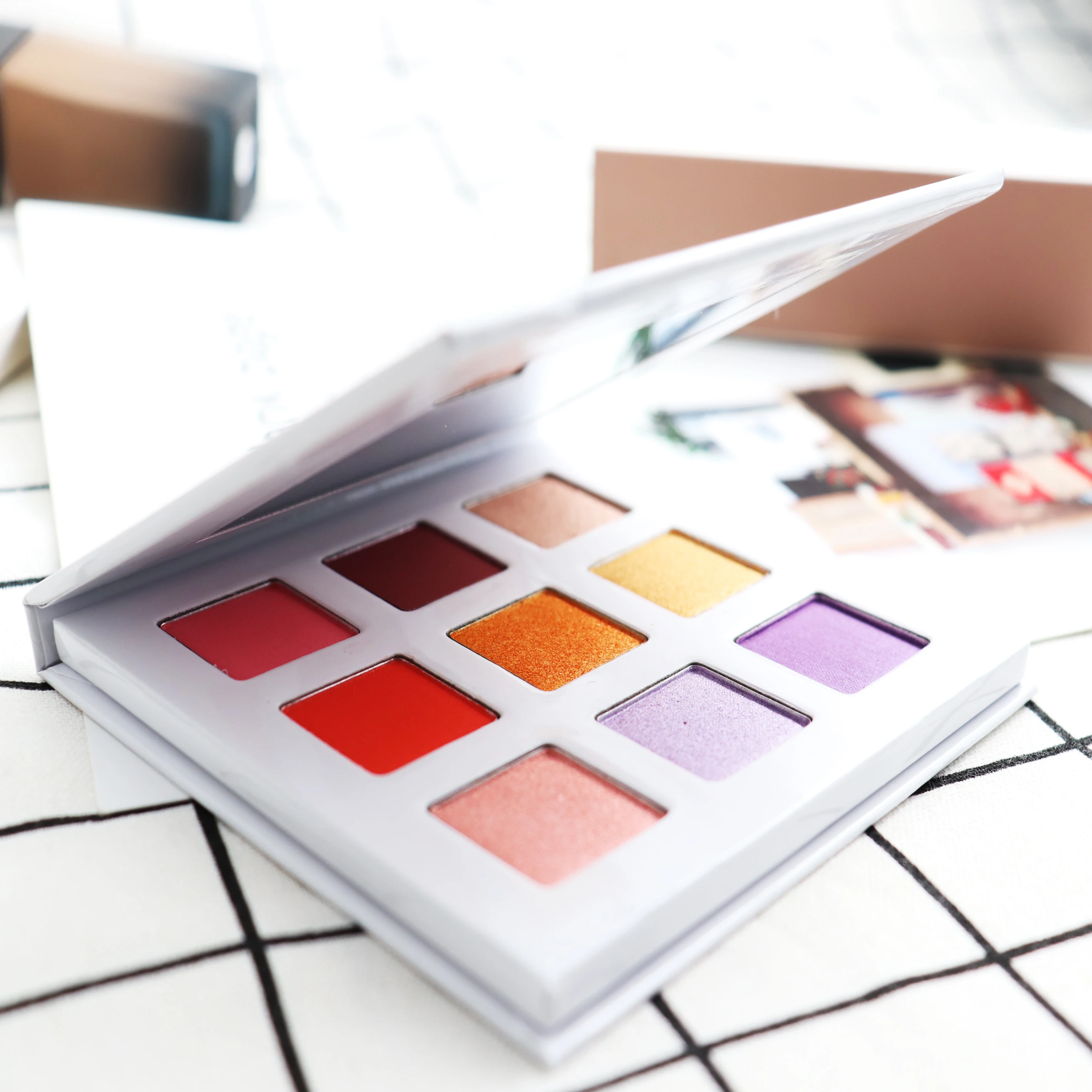 

Factory direct price private label eyeshadow pan easy colored palette creamy Most Competitive