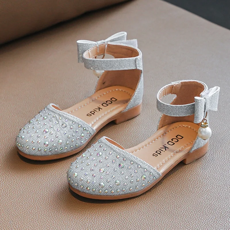 

2023 summer Girls' big children's soft-soled leather princess children's crystal shoes little girls sequins 881