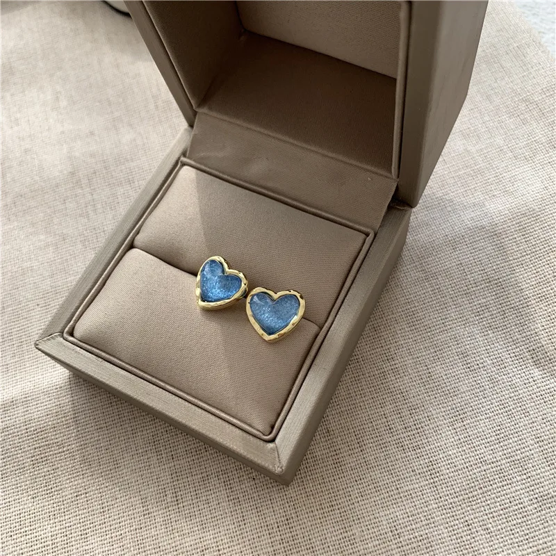 

Vershal A310 New Arrival 18k Gold Plated Minimalist Cute Blue Heart Stud Earrings For Women