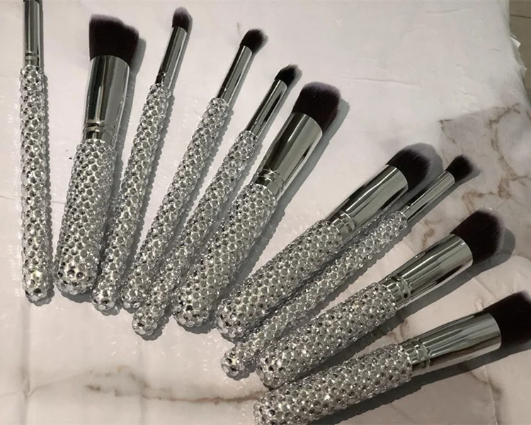 

2020 hot sale bling white beuty needs makeup brushes sets rhinestone brushes sets