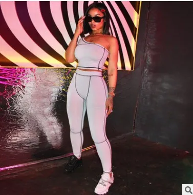 

Popular 2021 Spring New Jogging Set For Women Shoulder Tall Tracksuit Wholesale Clothing Sexy Women Clothing, Picture color