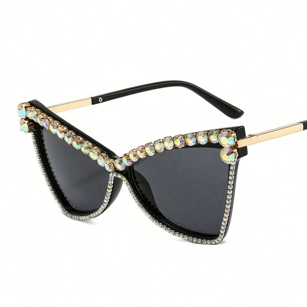 

Wholesale Oversized Frame Diamond Glasses Luxury Rhinestone Gradient Lens Cat Eye Glasses, Colors