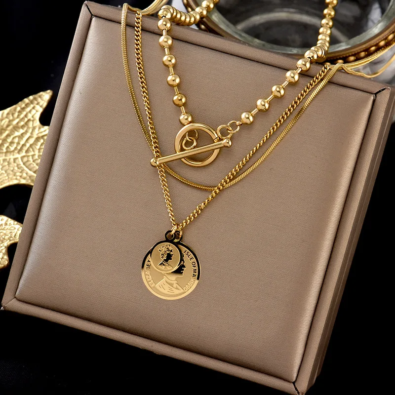 

Ins Gold Filled Elegant Portrait Pendant Necklace Minimalist Three Layer Stainless Steel Snake Bone Choker Necklace For Women