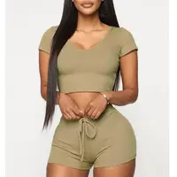 

Wholesale knitted plain crop top hoodie and short set