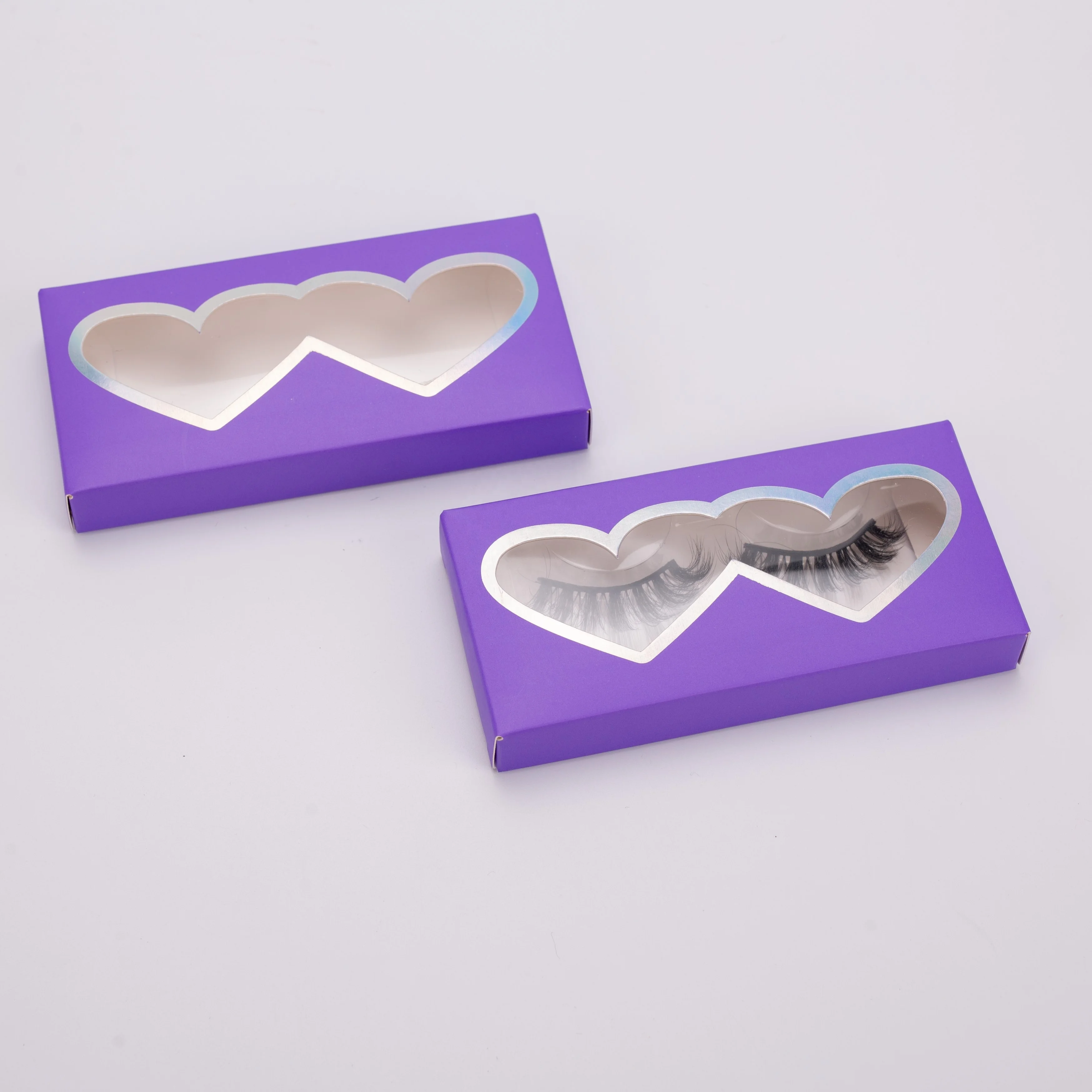 

Luxury Grade 3D Lashes Fluffy 25MM Mink Eyelashes Packaging Box Custom