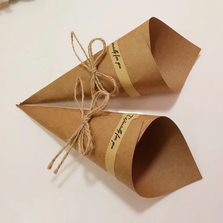 100pcs Novel Creative DIY Kraft Paper Cones Candy Boxes Flower Holder Kraft Paper for Wedding Party Gifts Crafting 