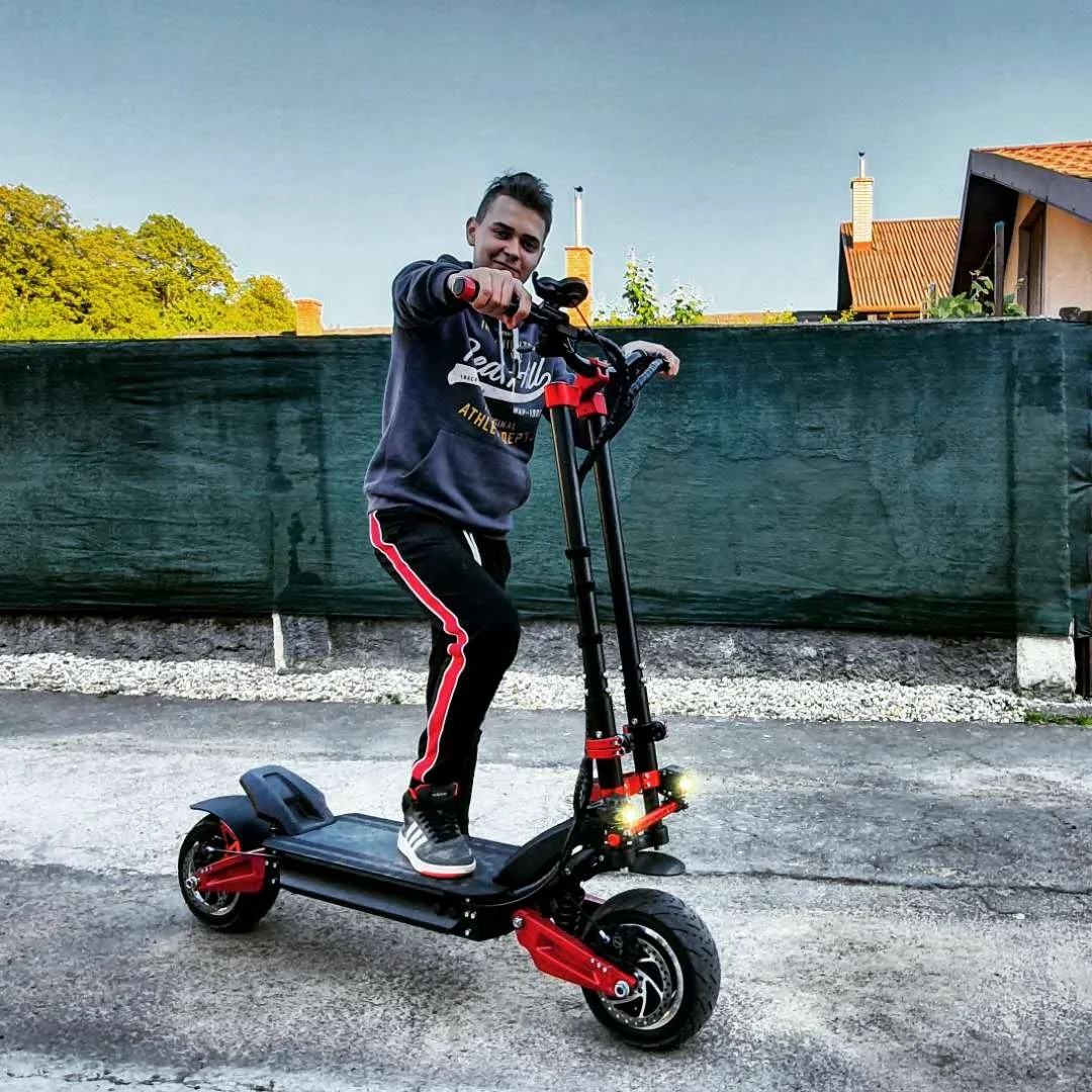 

The best powerful two wheel off road Apollo electric scooter for adults factory price on sale in 2021 popular in the world, Black