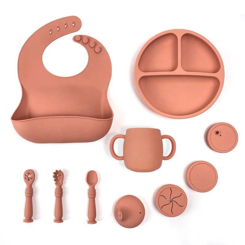 

Wellfine Amazon Hot Sell customized silicone bib spoon bowl baby tableware Waterproof silicone baby feeding set