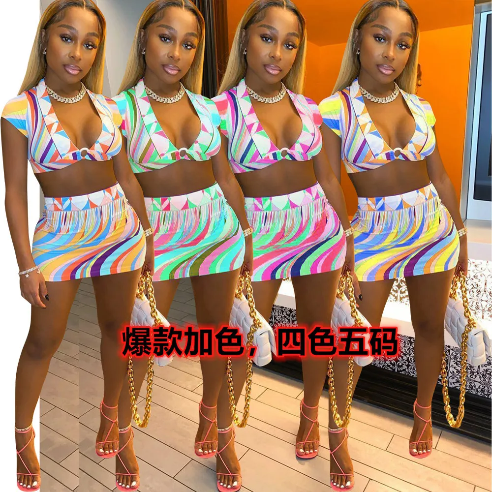 

2021 women summer printed short skirt set lady fashionable sexy color wrap chest two piece skirt