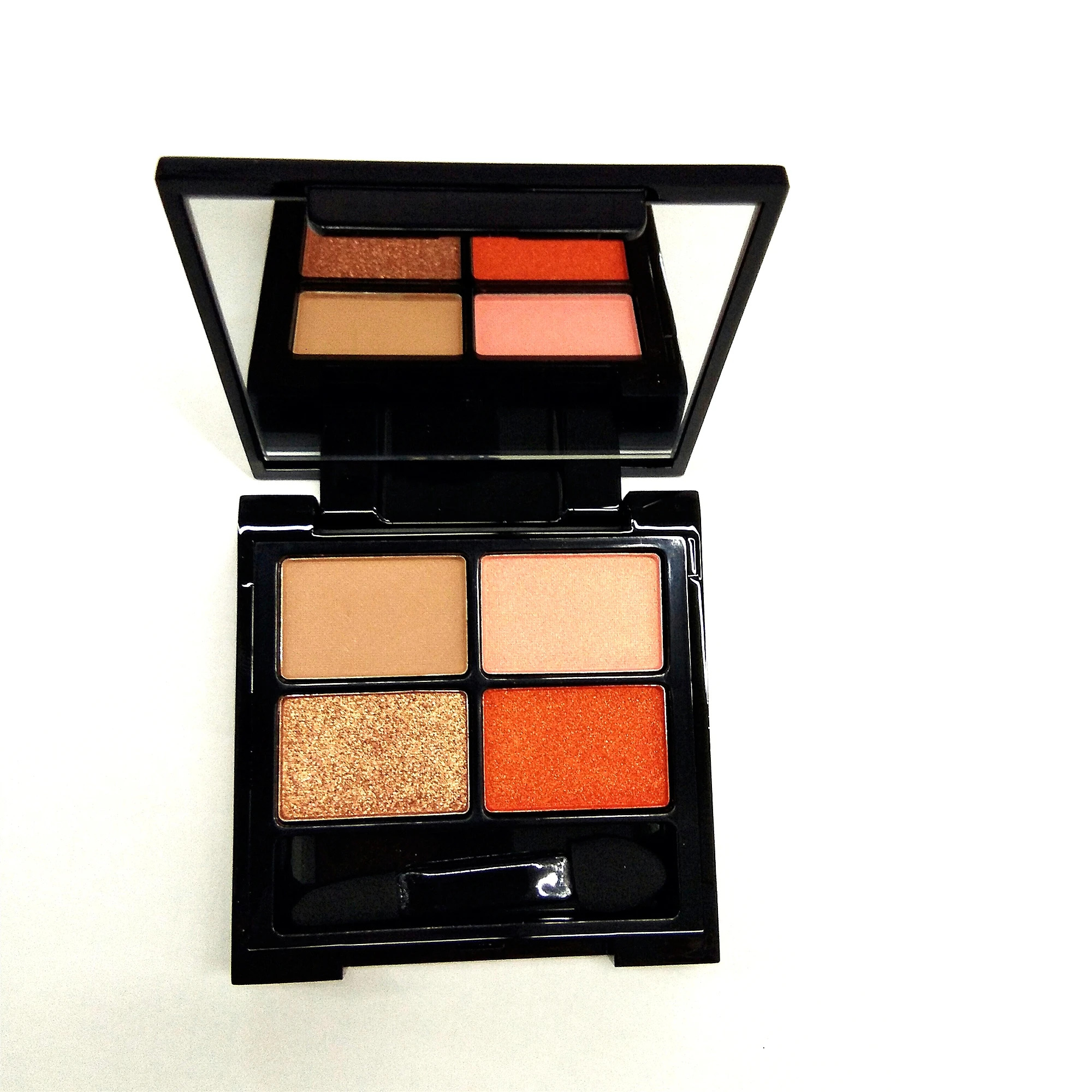 

Wholesale Private Label 4 color Eyeshadow Palette with Mirror High Pigment Shimmer Eye Shadow