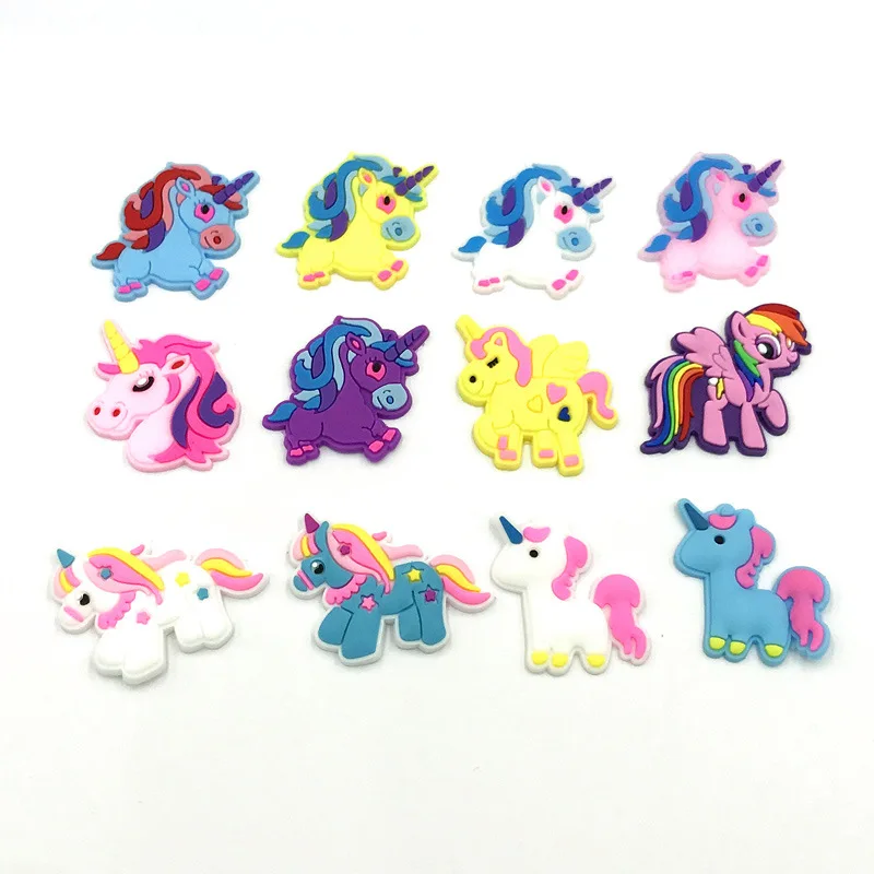 

2021 new design Rainbow unicorn pvc shoe charms low price croc charms ddecoration croc shoe, Picture