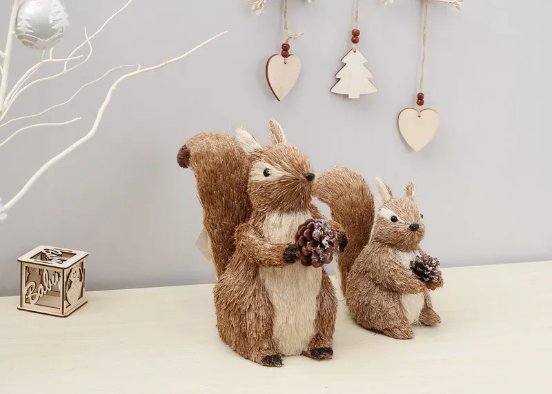 Amazon hot sale bulrushes squirrel for home and Christmas decoration