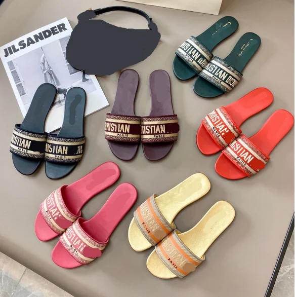

2021 Fashion Summer Famous brand design luxury comfortable flat women heeled sandals ladies slippers slides
