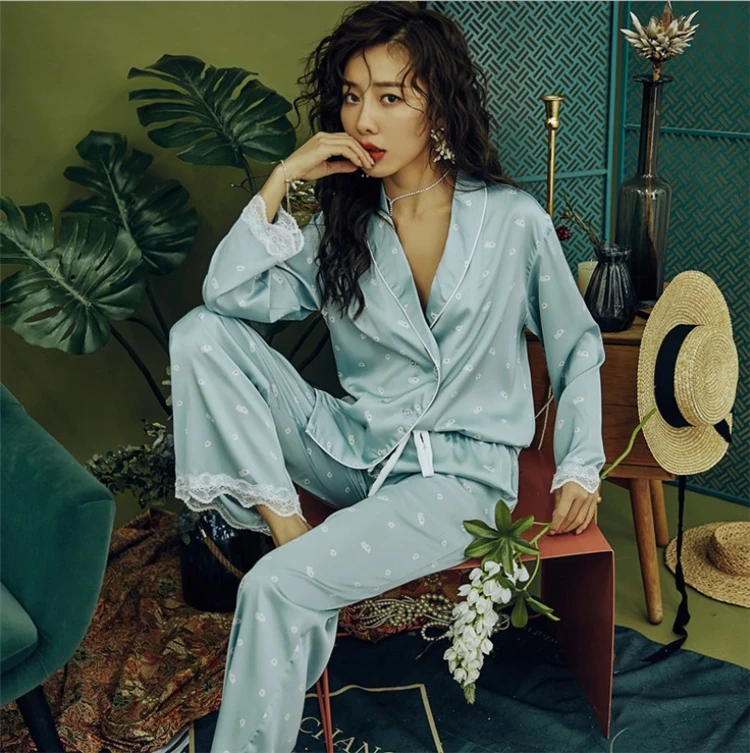 

High Quality Women's Long Sleeve Pajamas 2 Piece Silk Sleepwear Sets 2020, As picture shows