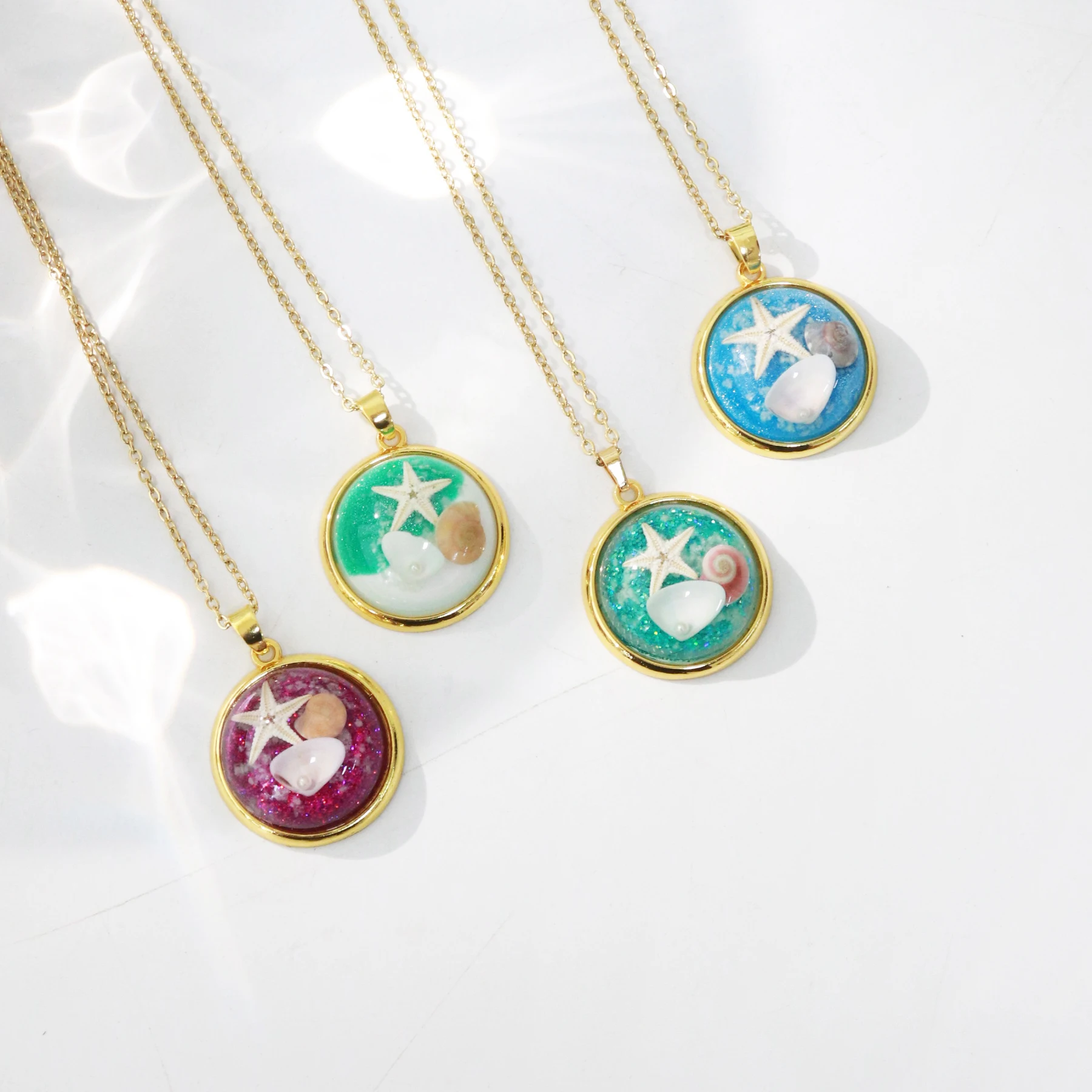 

Starfish Shell Epoxy Resin Necklace Ocean Series Glow In The Dark Semicircle Pendant Necklace