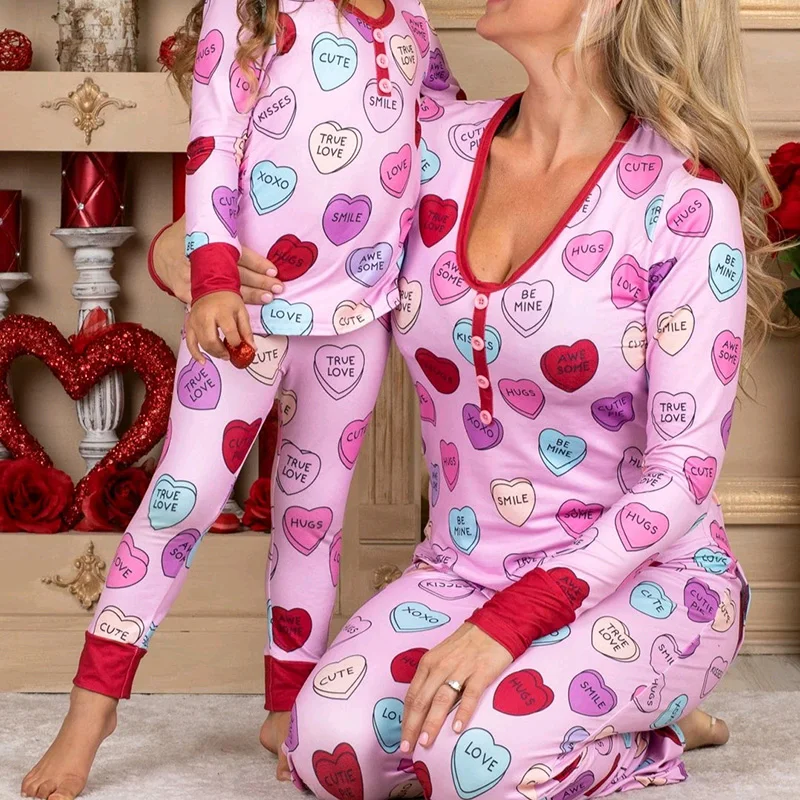 

2022 High Quality mom and daughter set 2 Piece Sleepwear Heart Valentines Day Pajamas mommy and me pyjamas, Customized color/as show
