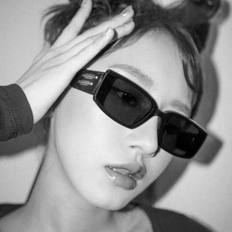 

MJ-0135 The New 2021 Square Fashion Trend Of Ins Small Frame Vintage Square Ladies Sunglasses