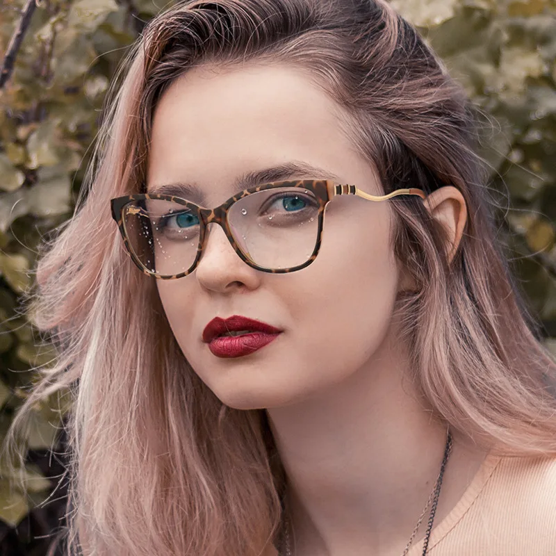 

Lmamba High Quality Big Frame Anti Blue Light Glasses TR90 Metal Frame Eyeglasses Myopia Eyeglasses For Women