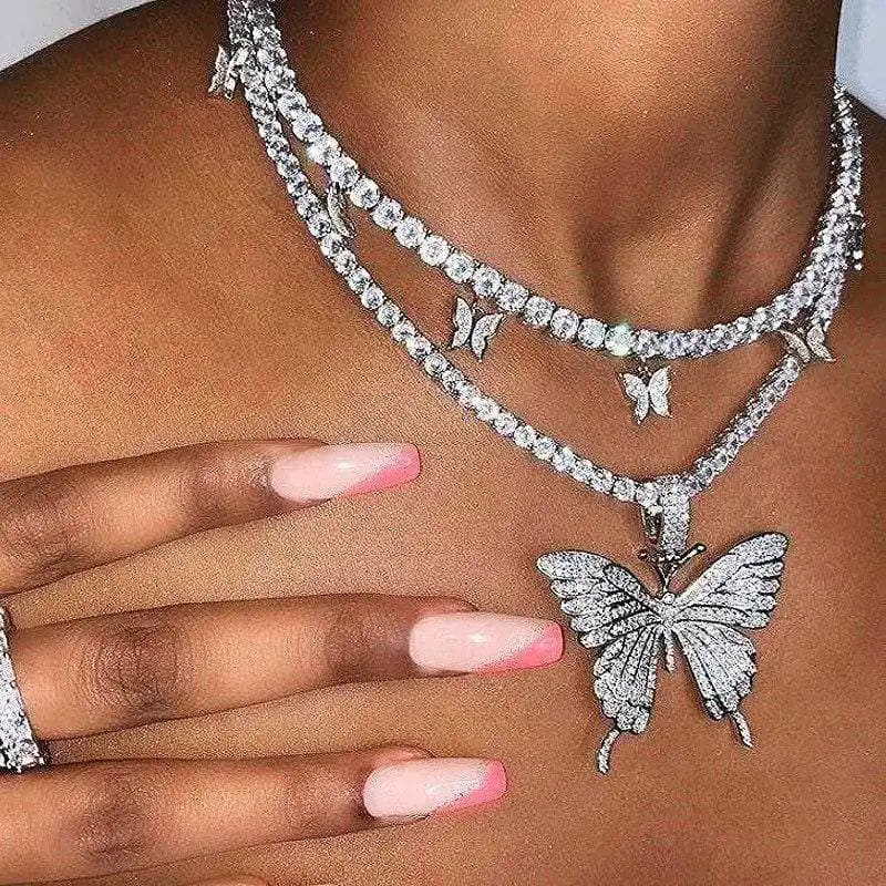 

Luxury Butterfly Necklace Women Rhinestones Butterfly Pendant Necklace Sparking Bling Hip Hop Gift Crystal Choker Jewelry