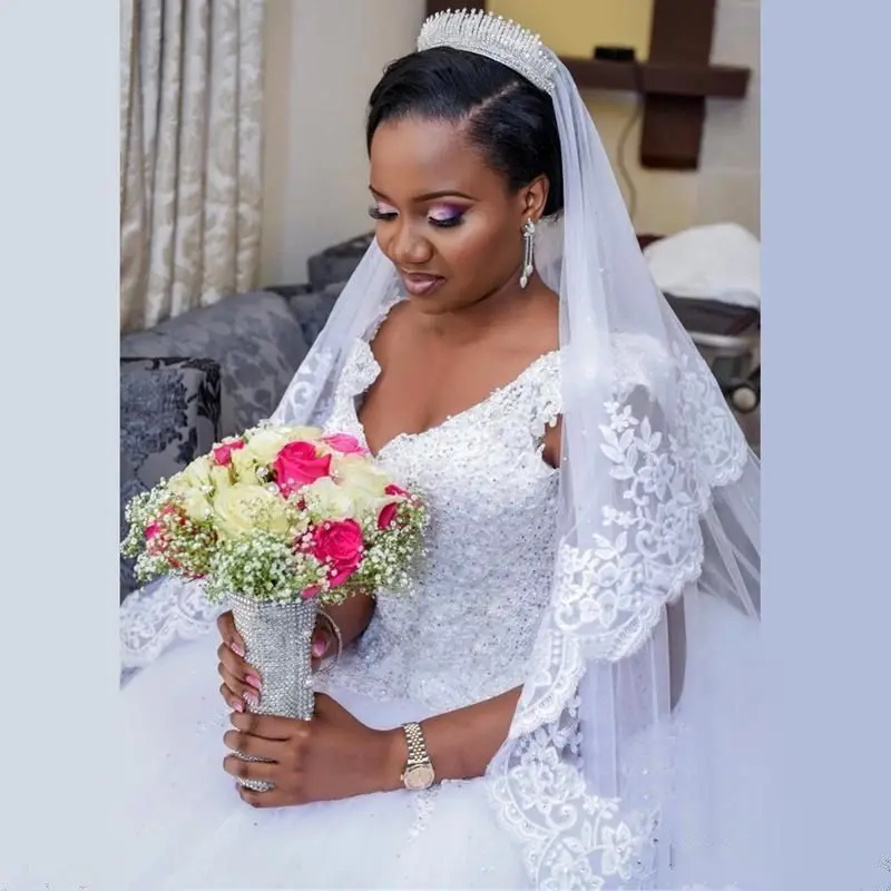 

African Style Wedding Dresses Mermaid Women Dress Lace Bridal Wedding Dress High-End Custom Made