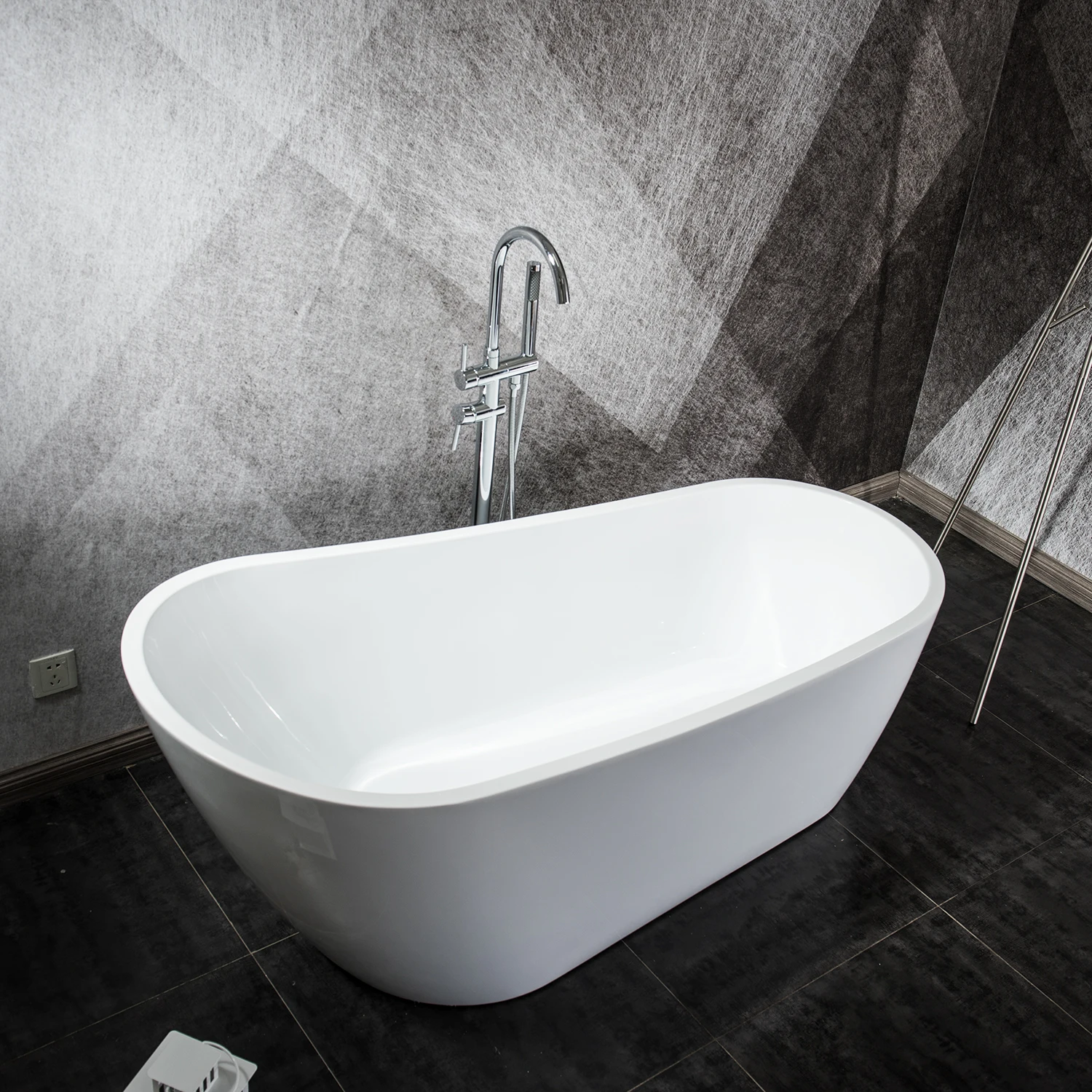 High quality Simple Portable Free Standing Irregular Modern Soaking Bathtub with white solid surface
