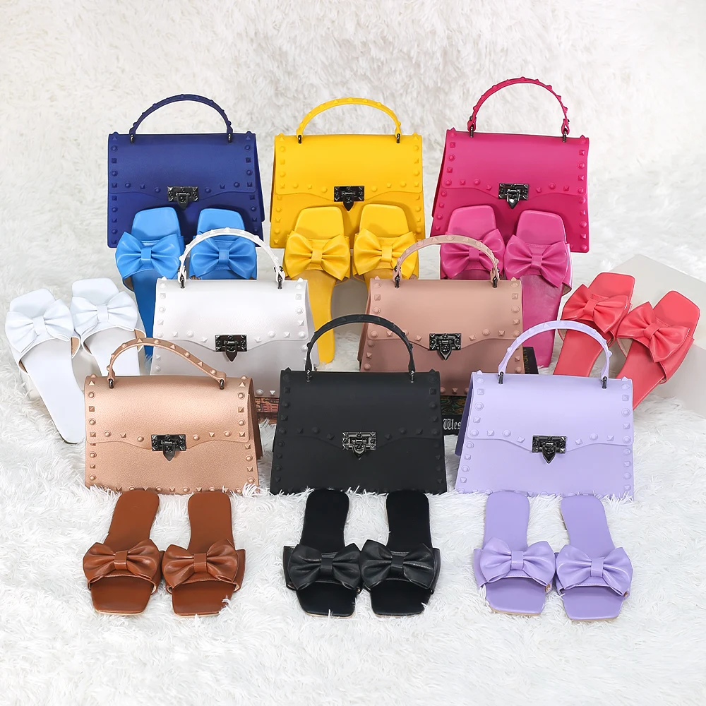 

2021 Fashion New Trend Pvc Portable crossbody Handbag Jelly Rivet Bag With Slippers Set For Ladies shoes matching purse, Multi