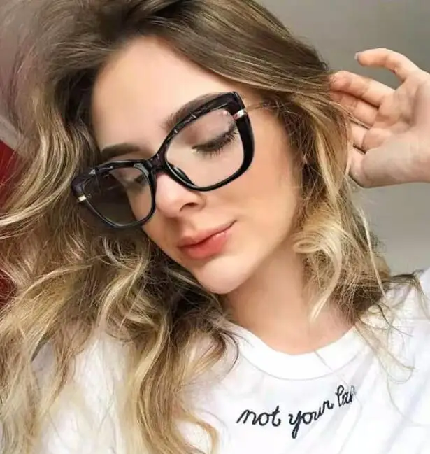 

Qmoon Fashion Design Tr90 Material Frame Women Wholesale Blue Light Blocking Glasses