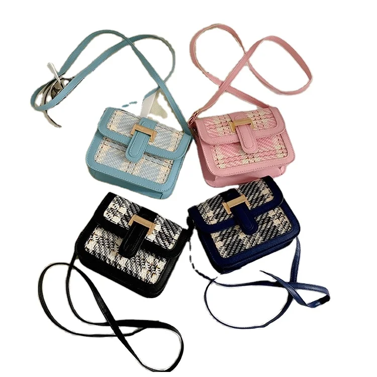 

Decoration Crossbody Bag Women Ladies Trapeze Handbag With Bow Shoulder Luxury Bags Metal Chains Sling Women Hand Bags, 3 colors