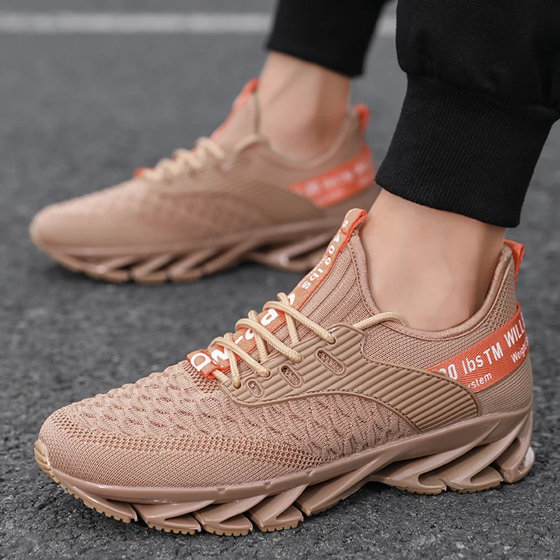 

Popular large breathable fashion white black size  men's blade sports casual shoes