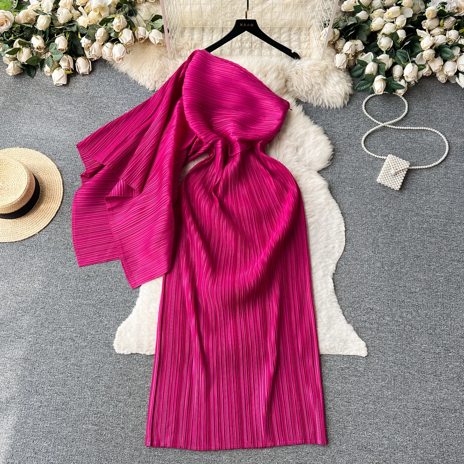 

Women's Pleated One-shoulder Dress Single Side Sleeve Waist Slimming Hip Dress Autumn Female Long Dress