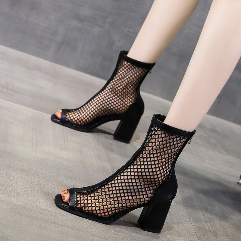 

Women's Leisure Solid Large Size Thin Med Heels Zipper Short Boots Shoes
